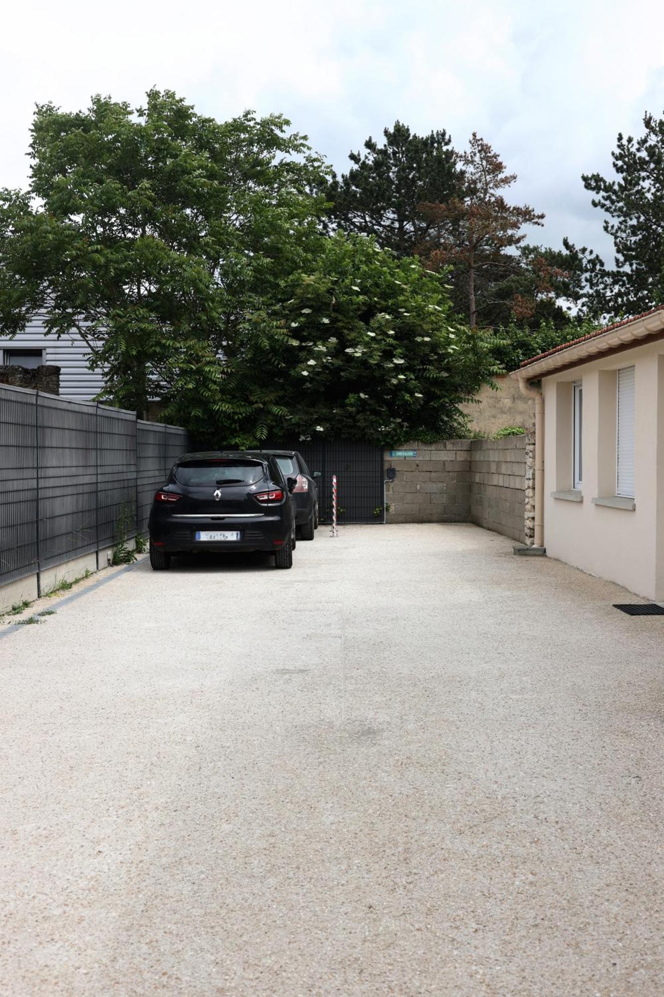 L'Equinoxe - Parking Prive - Zapart'Hotels Malesherbes المظهر الخارجي الصورة
